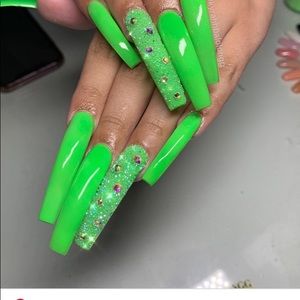 Meet your Posher, Neri